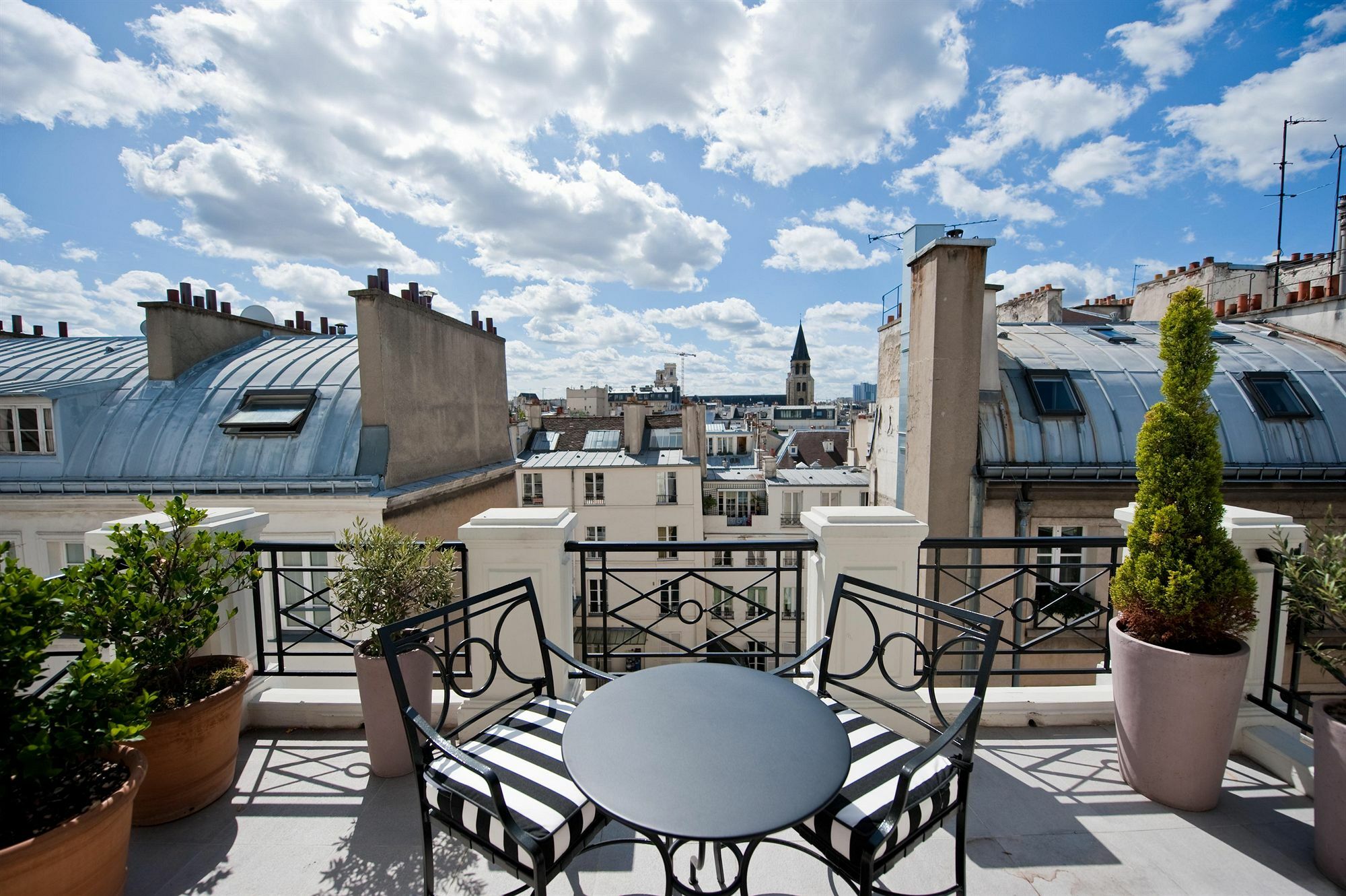 L'hôtel Hotel 5*